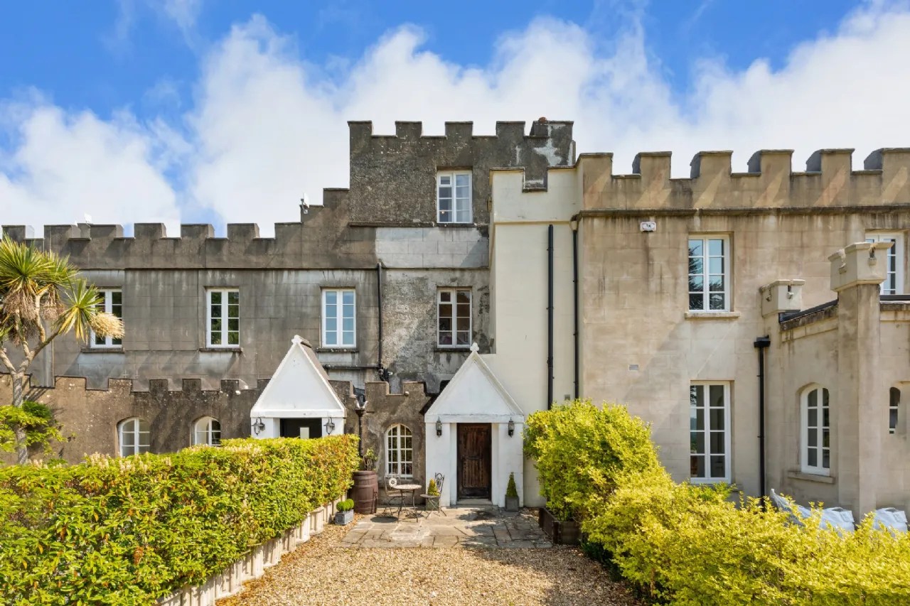 Stunning 4 Bed Tower House For Sale in Glanmore Castle, Glanmore, Ashford Wicklow Ireland
