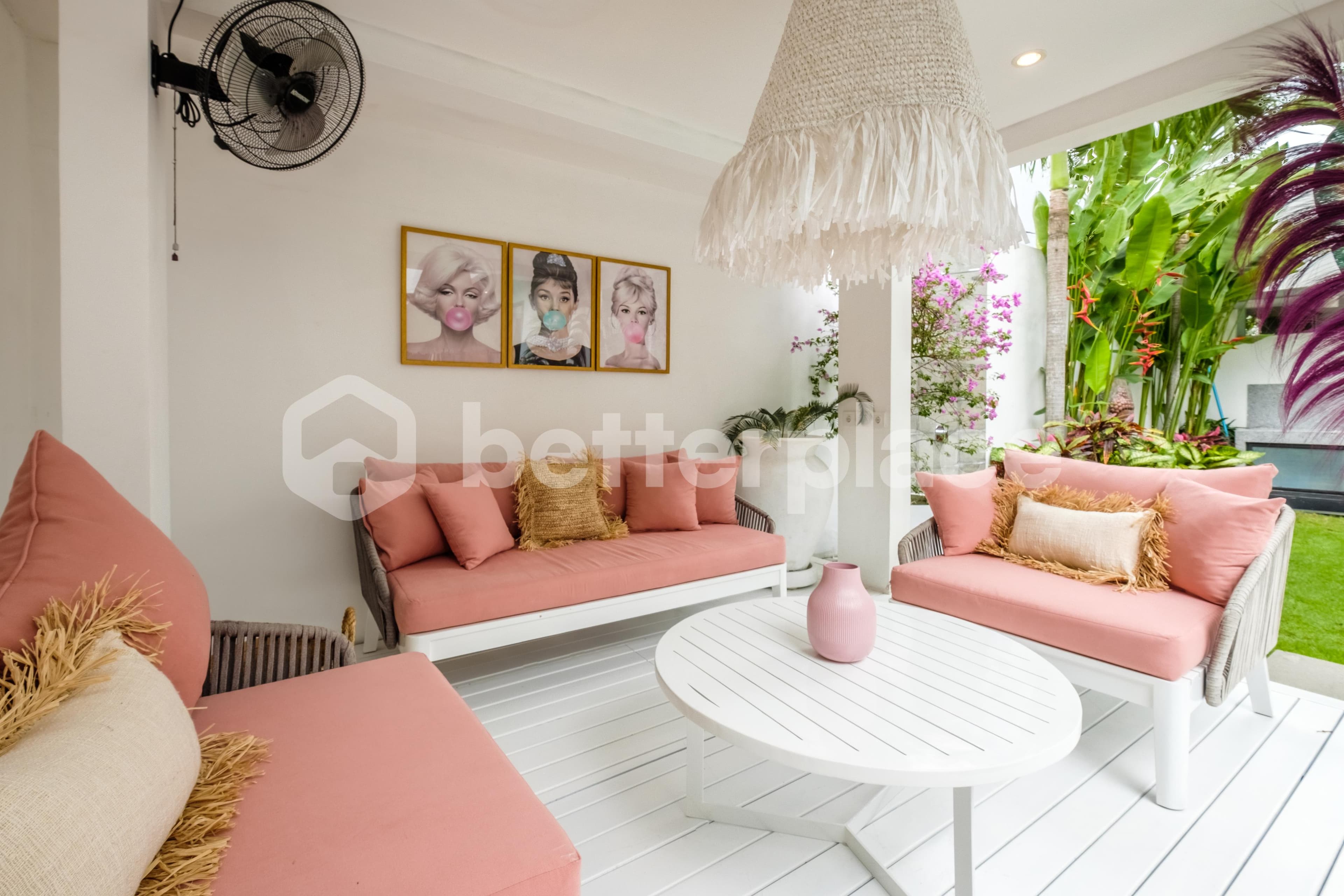 Stunning 4 Bedroom Luxury Villa in Berawa Area