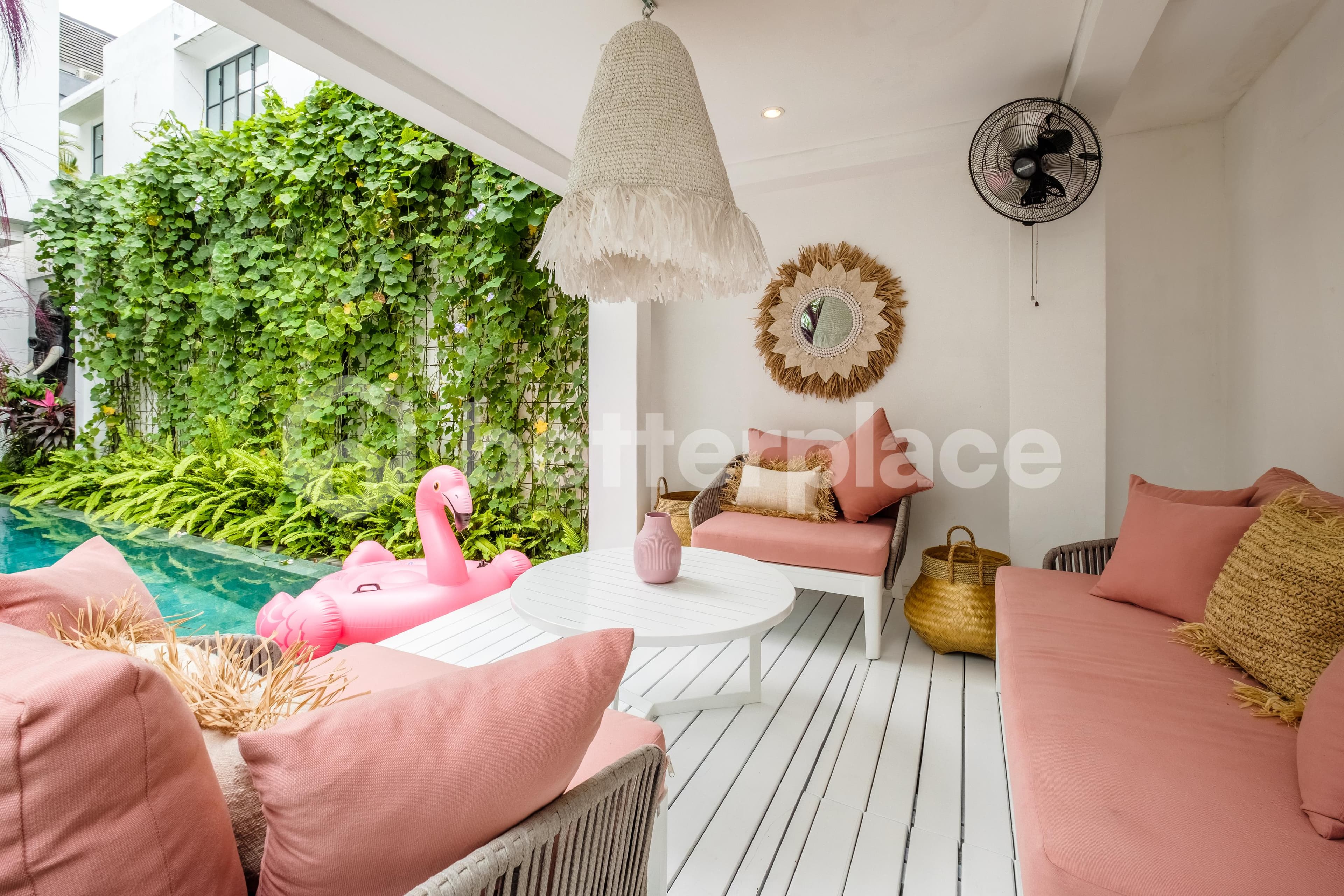 Stunning 4 Bedroom Luxury Villa in Berawa Area