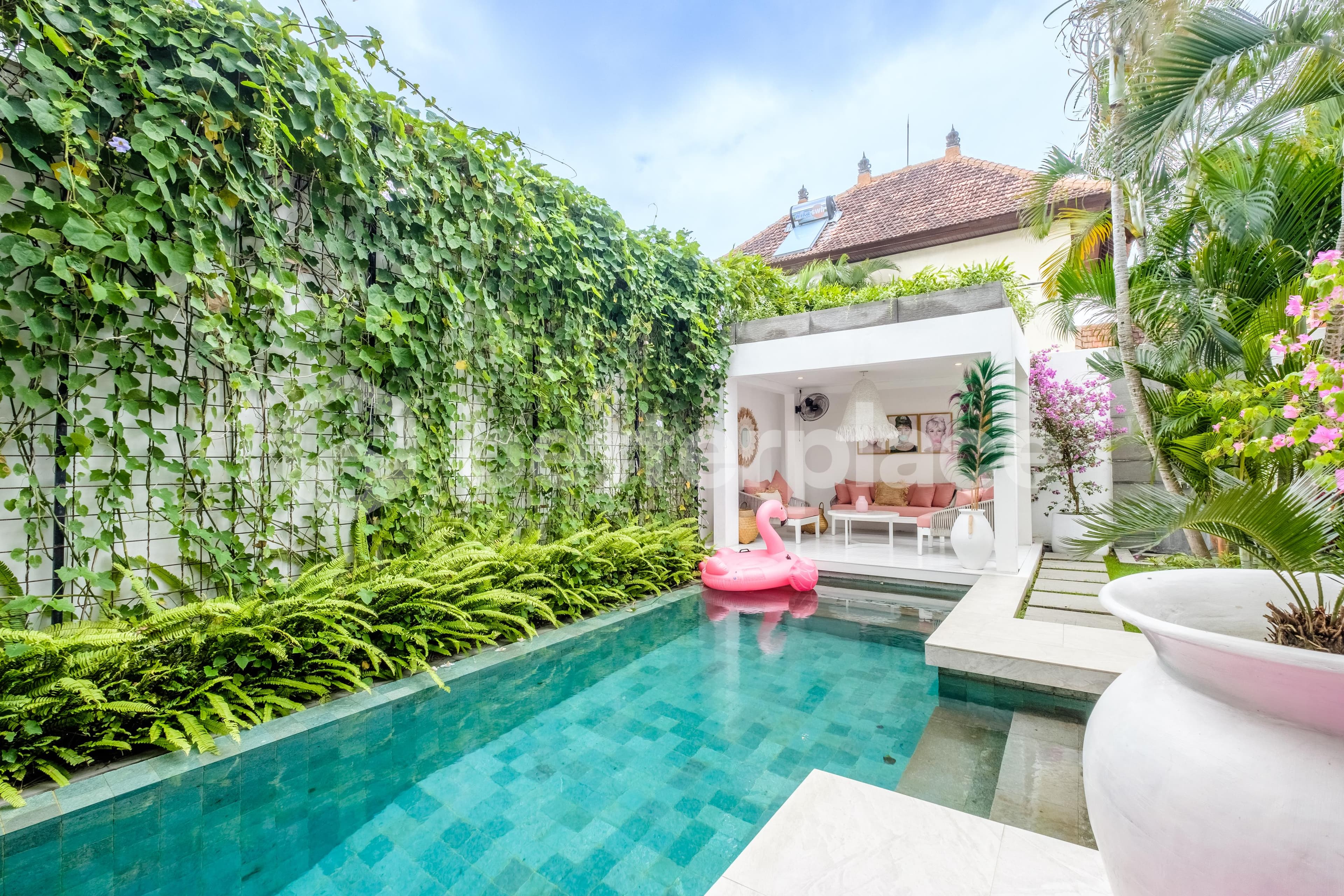 Stunning 4 Bedroom Luxury Villa in Berawa Area