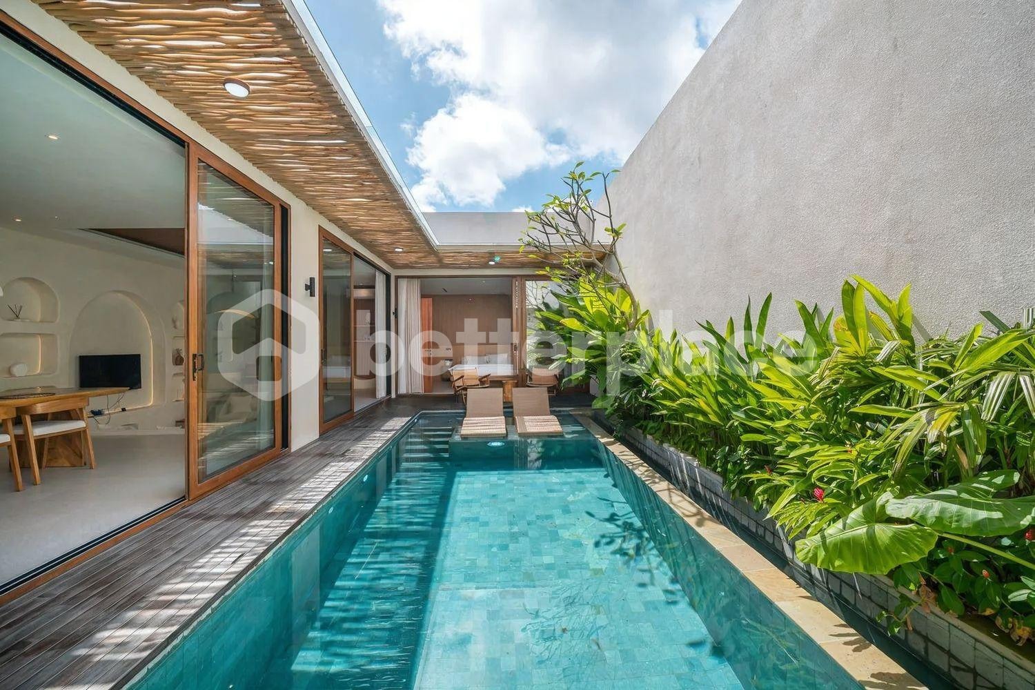 Stunning Mediterranean Design 2 Bedrooms for Sale Leasehold in Heart of Uluwatu
