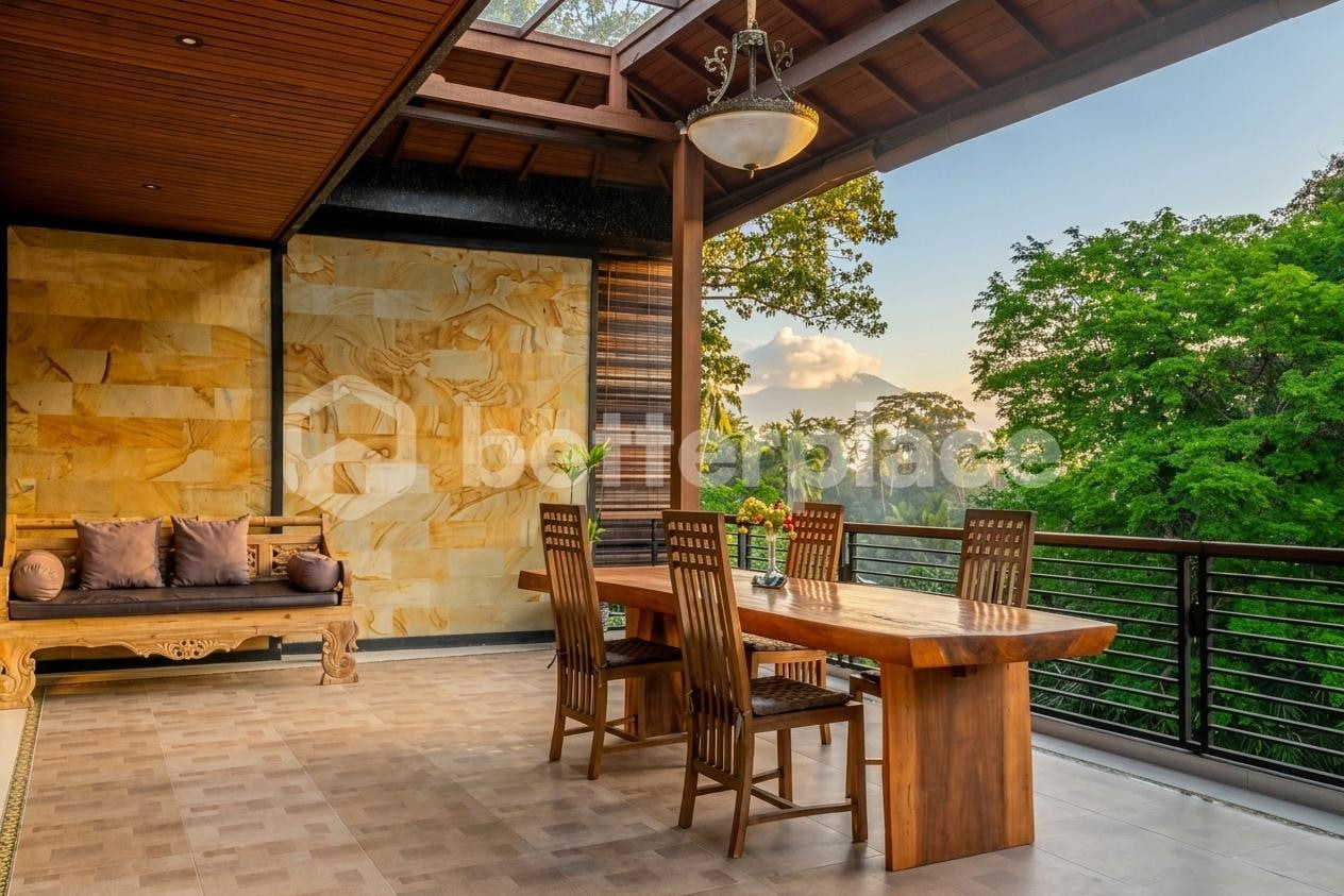 Striking Seven-Bedroom Art Deco Villa in Tegalalang — Outdoor Pool, Curated Gardens, Fifteen Minutes from Ubud Centre