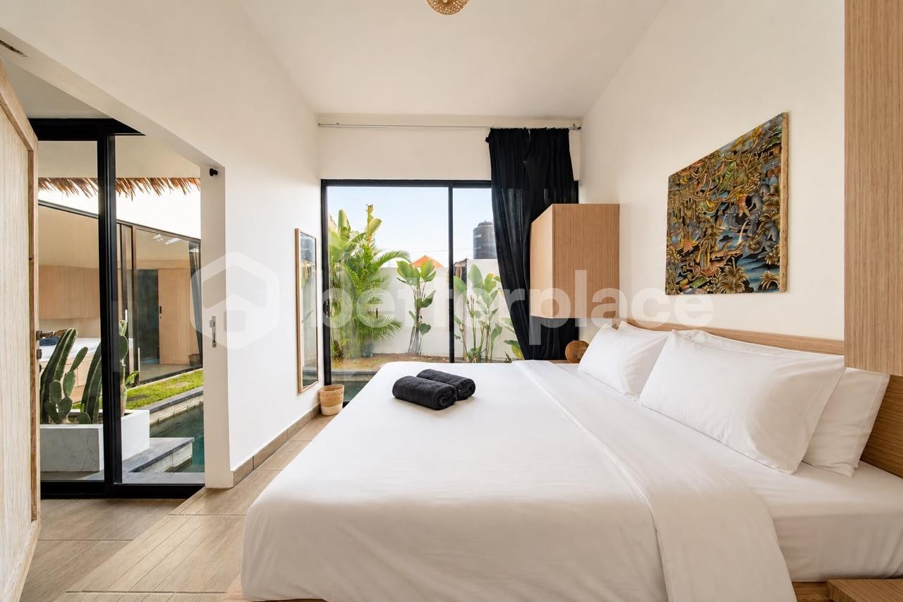 Modern 2 Bedroom Villa in Berawa, An Investment Opportunity