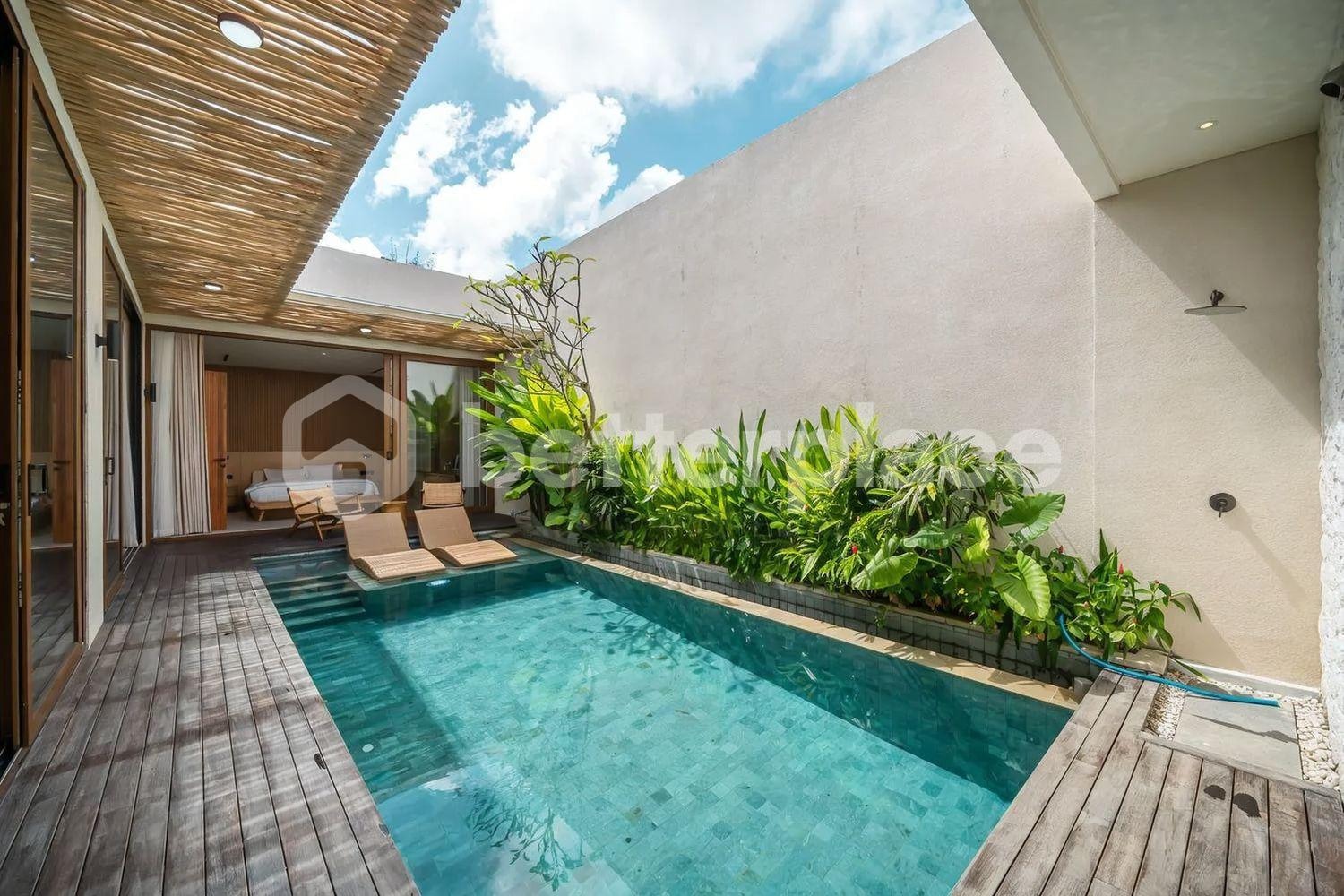 Stunning Mediterranean Design 2 Bedrooms for Sale Leasehold in Heart of Uluwatu