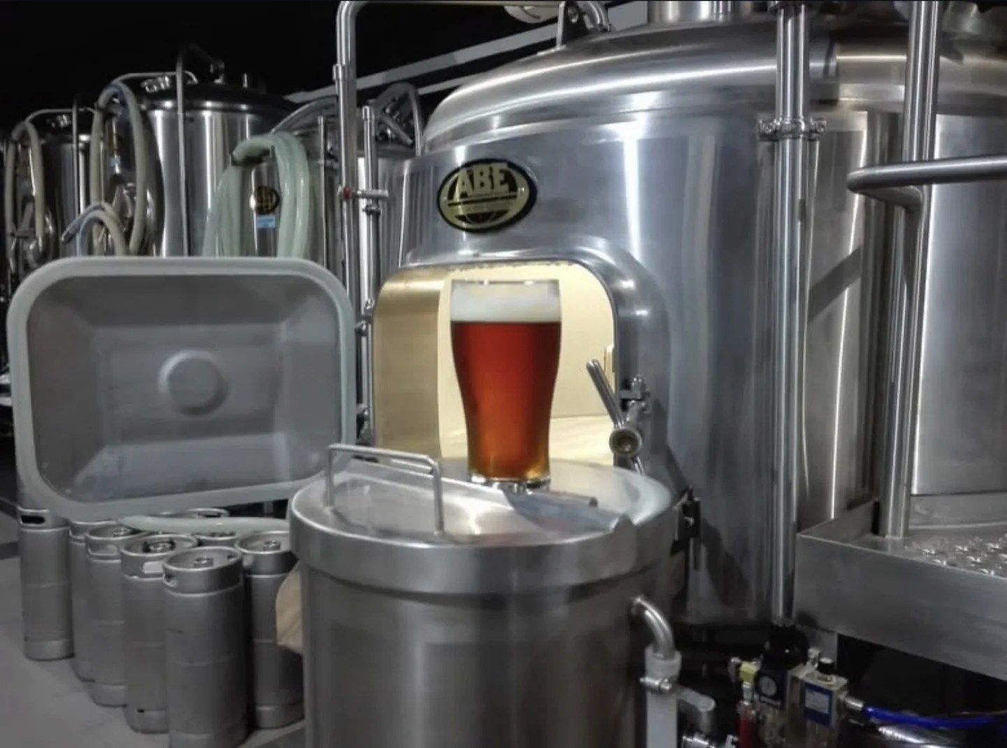 De la fábrica al vaso: Tour + 4 Cervezas Artesanales