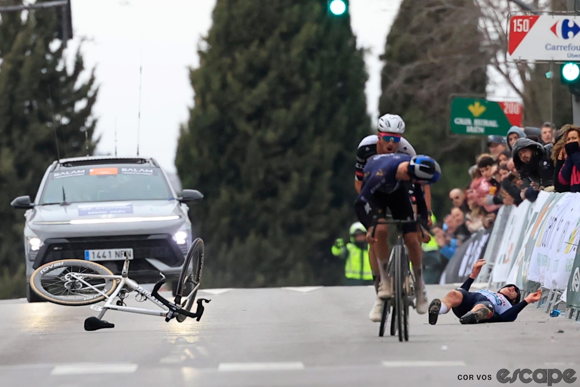 Christen DQed from Clásica Jaén for Sketchy Sprint as Van Gils Fractures Pelvis (2026)