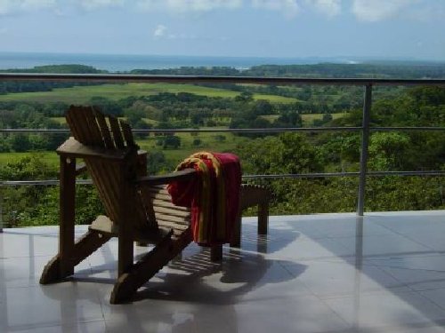 Oceanview vacation villa with private pool in Dominical Costa Rica