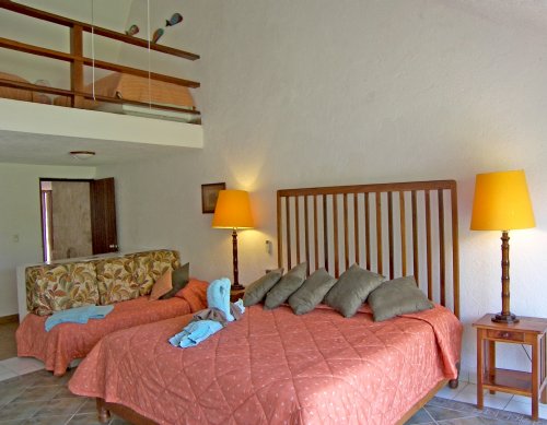 All bedrooms of this home on the lagoon are air conditioned