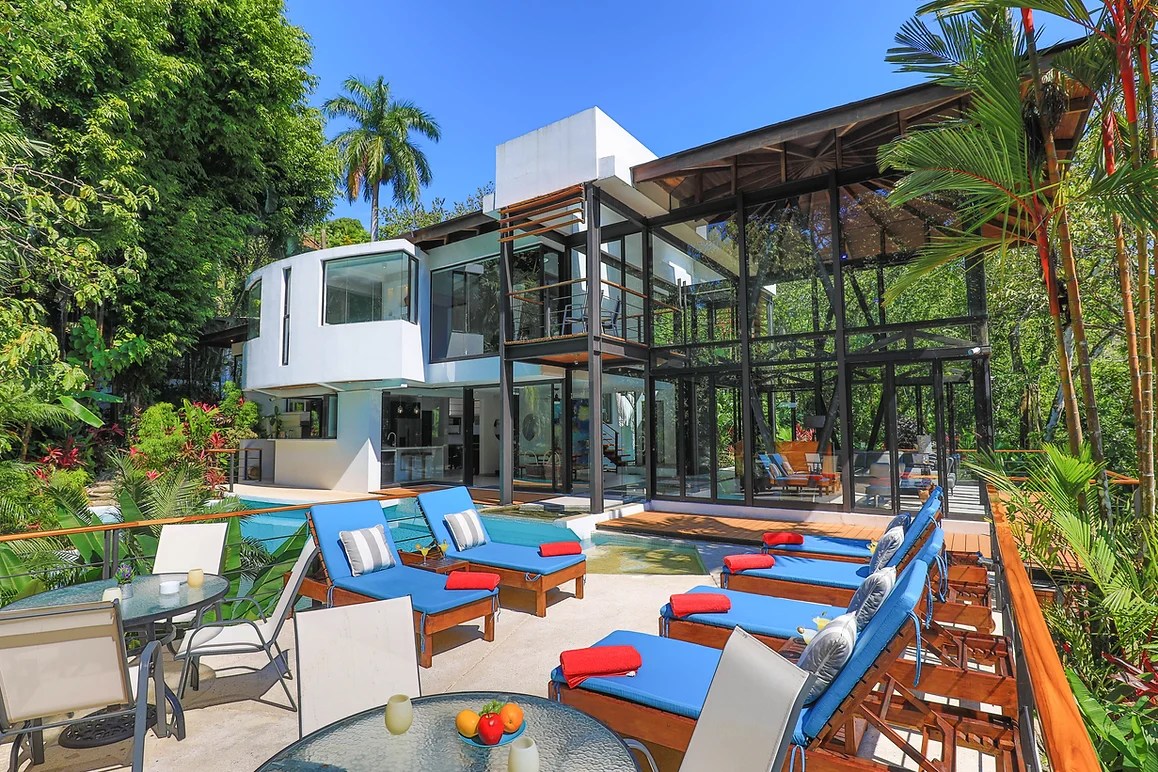 a-chic-sanctuary-to-relax