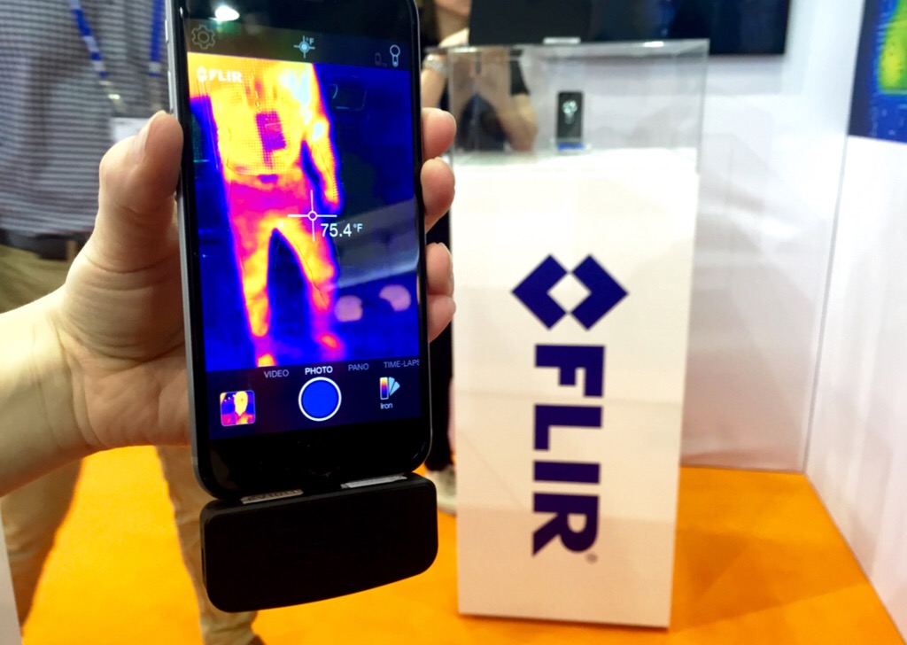 [MWC15] FLIR presenta su nuevo modelo de cámara témica para iPhone y iPad