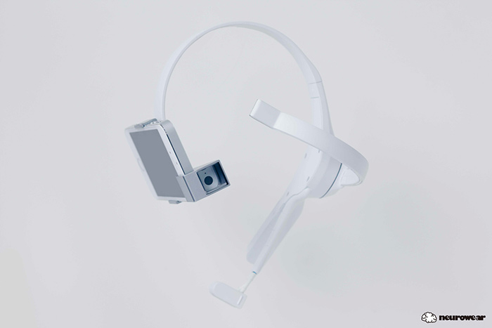 Neurocam, un experimento en forma de auriculares para recordar lo que más nos ha emocionado