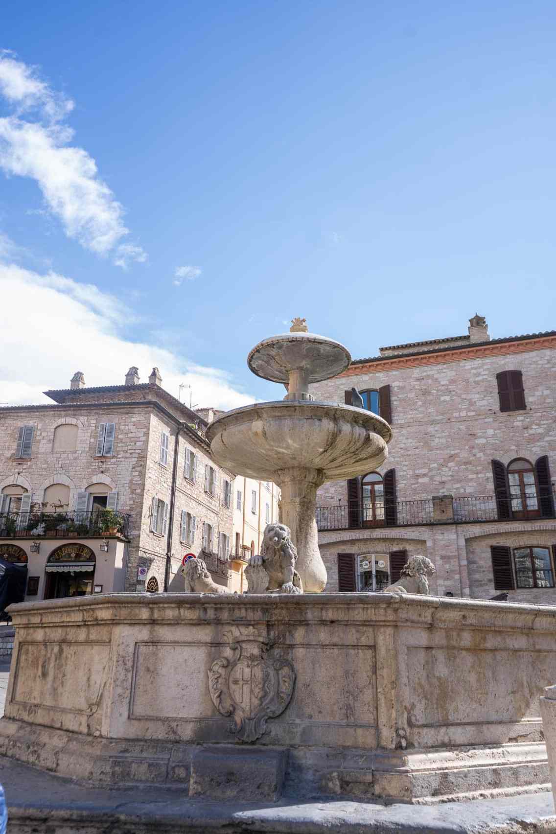 piazza-del-comune Plaza del Comune, Asís