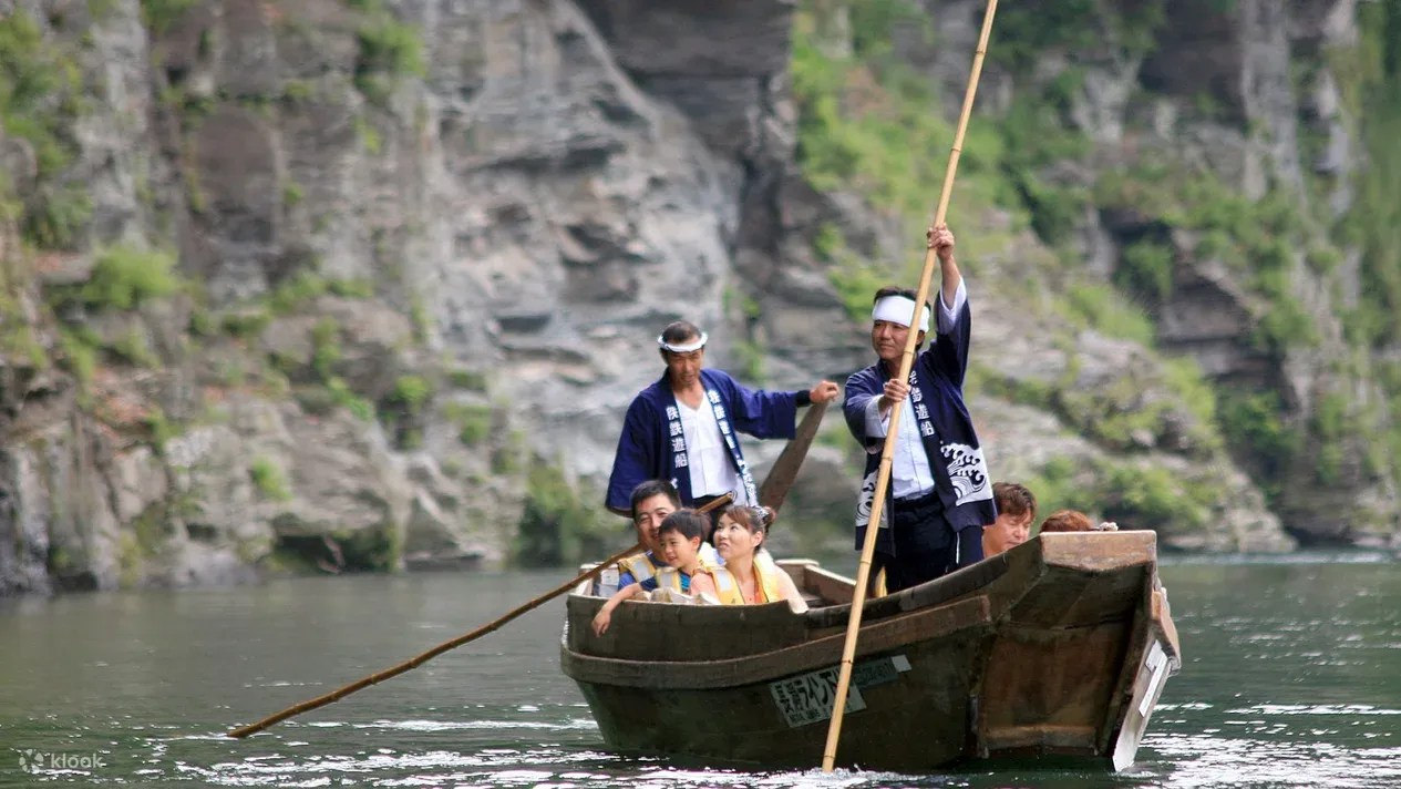 Discover Kawagoe's Charm: Demon Slayer Art & Scenic River Cruise Tour