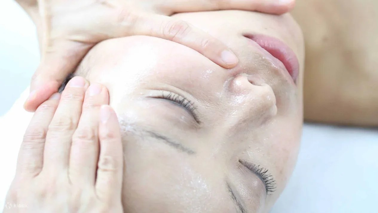Shibuya Beauty Salon: Exclusive Women's Experience in Daikanyama