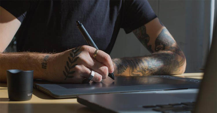 Otherwise, cintiq is the top choice for a drawing tablet with a screen. 10 essential tools for digital artist â Must have starter