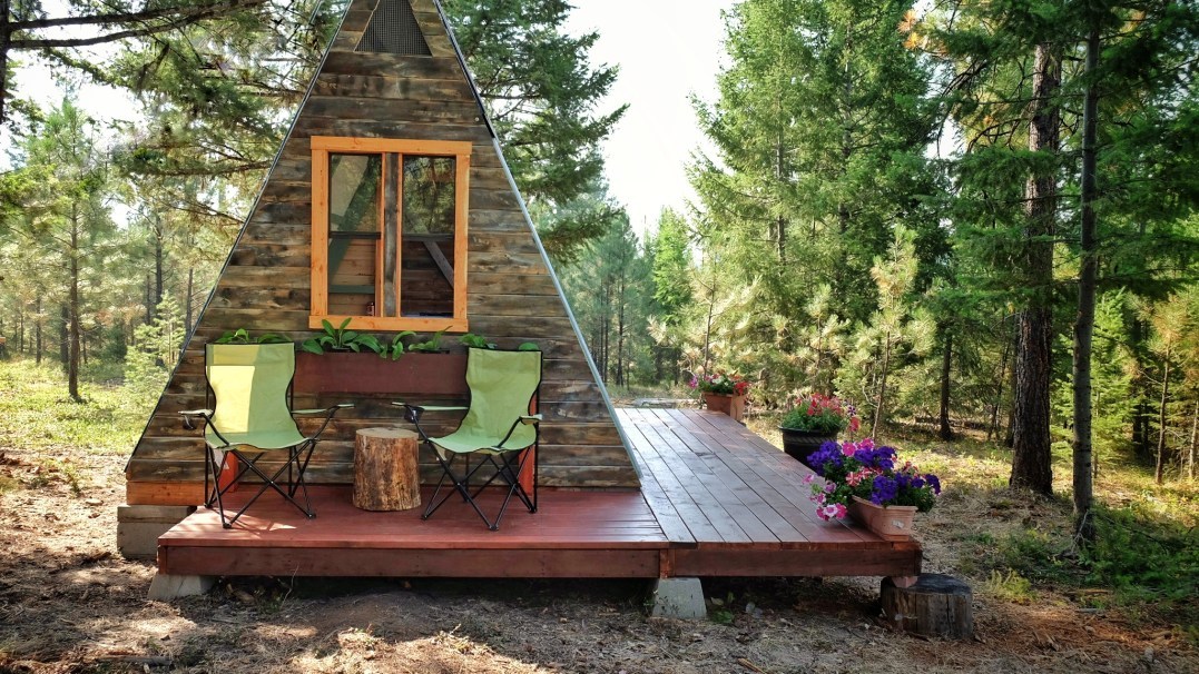Simple Design Ideas For Your Tiny House L Essenziale Interiors Blog
