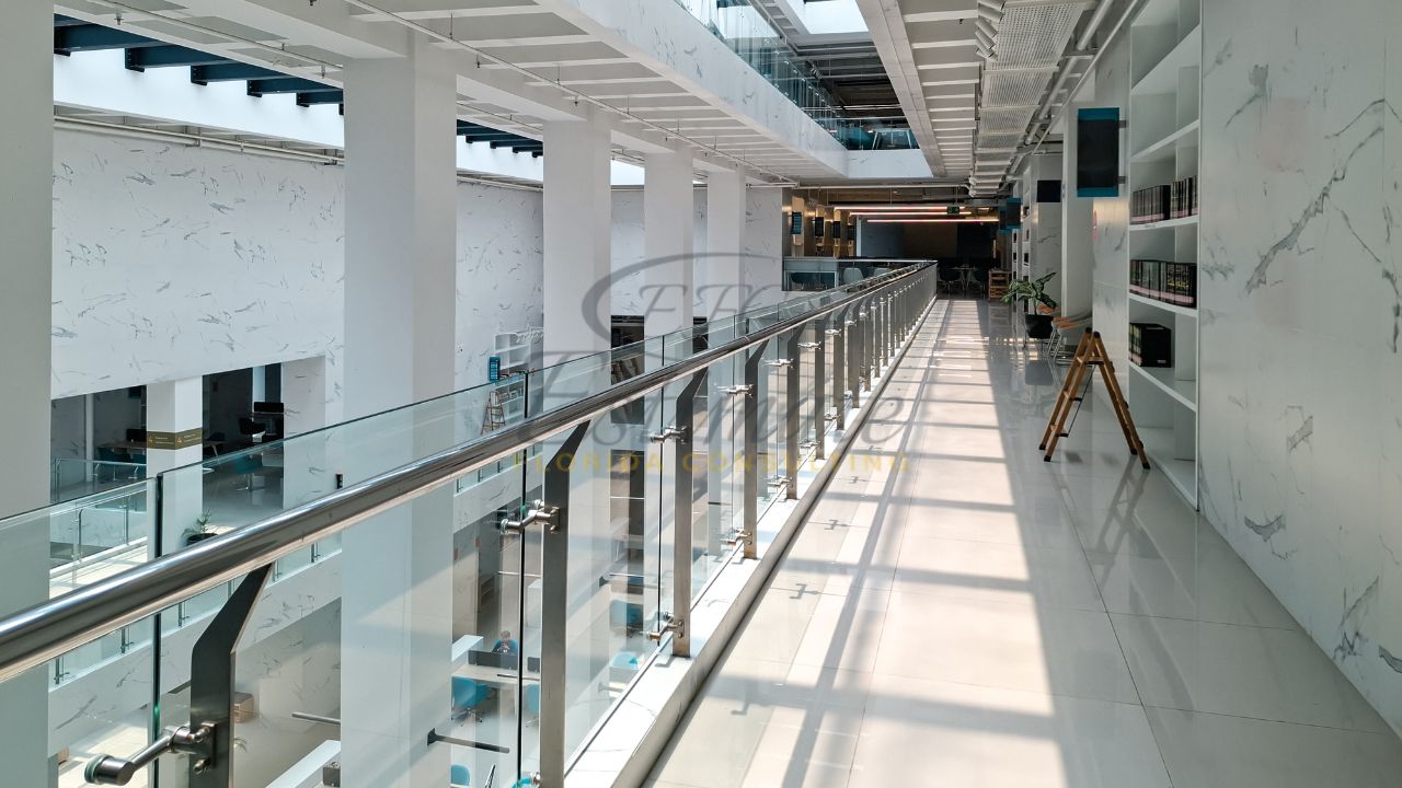 Commercial glass railing installers boca raton