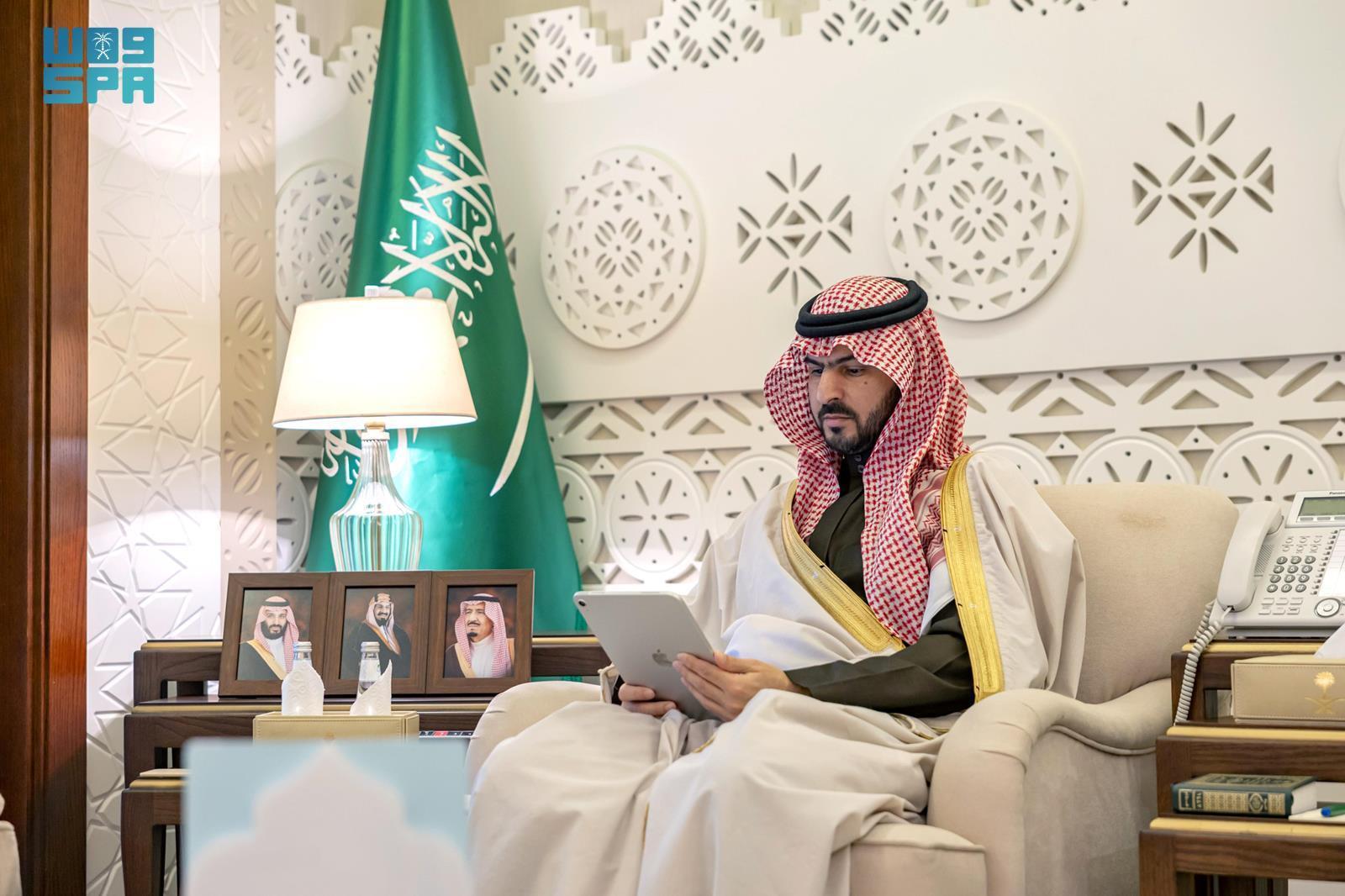نائب أمير الشرقية يستقبل رئيس مجلس إدارة جمعية العناية بالمساجد في المنطقة