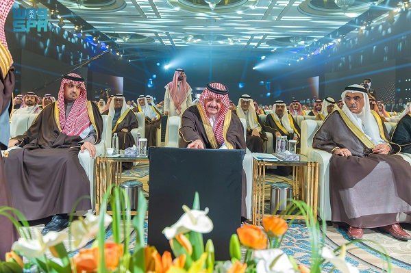 أمير المنطقة الشرقية يُدشن مشروع “الدمام الجديد” باستثمارات تُقدَّر بـ98 مليار ريال