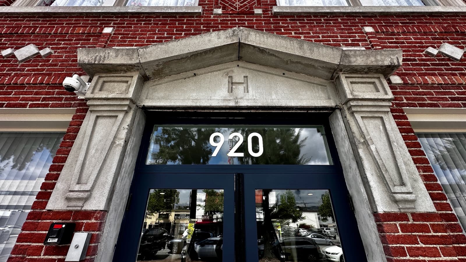 #290: Harrower Laboratory & Clinic (Glendale)
