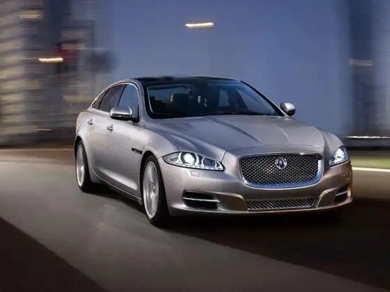 Jlr Slashes Price Off Jaguar Xj 3 0 Litre Diesel Auto News