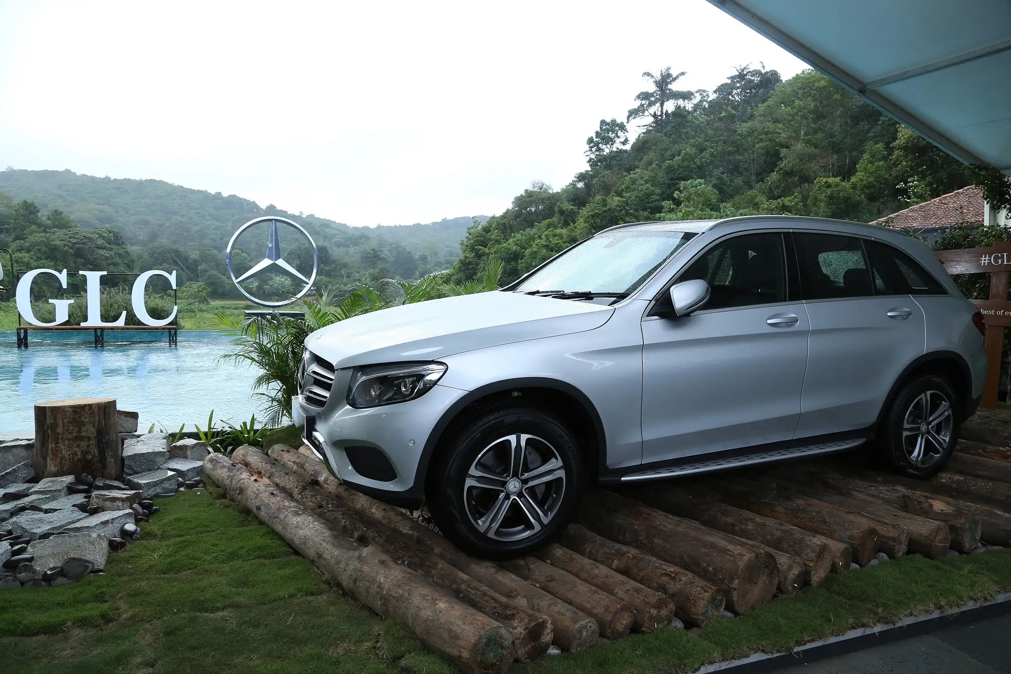 Luxury Car Luxury Buyers Moving Towards Compact Suvs More