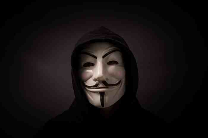Anonymous : Le groupe de hackers le plus connu au monde Anonymous text app android