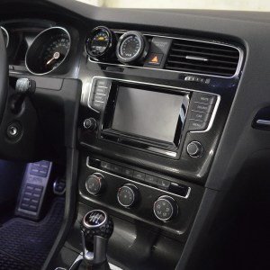Alternative view of CJM Industries MK7/7.5 GTI & Golf R Dual Center Vent Pod 2015+ / 2018003-B