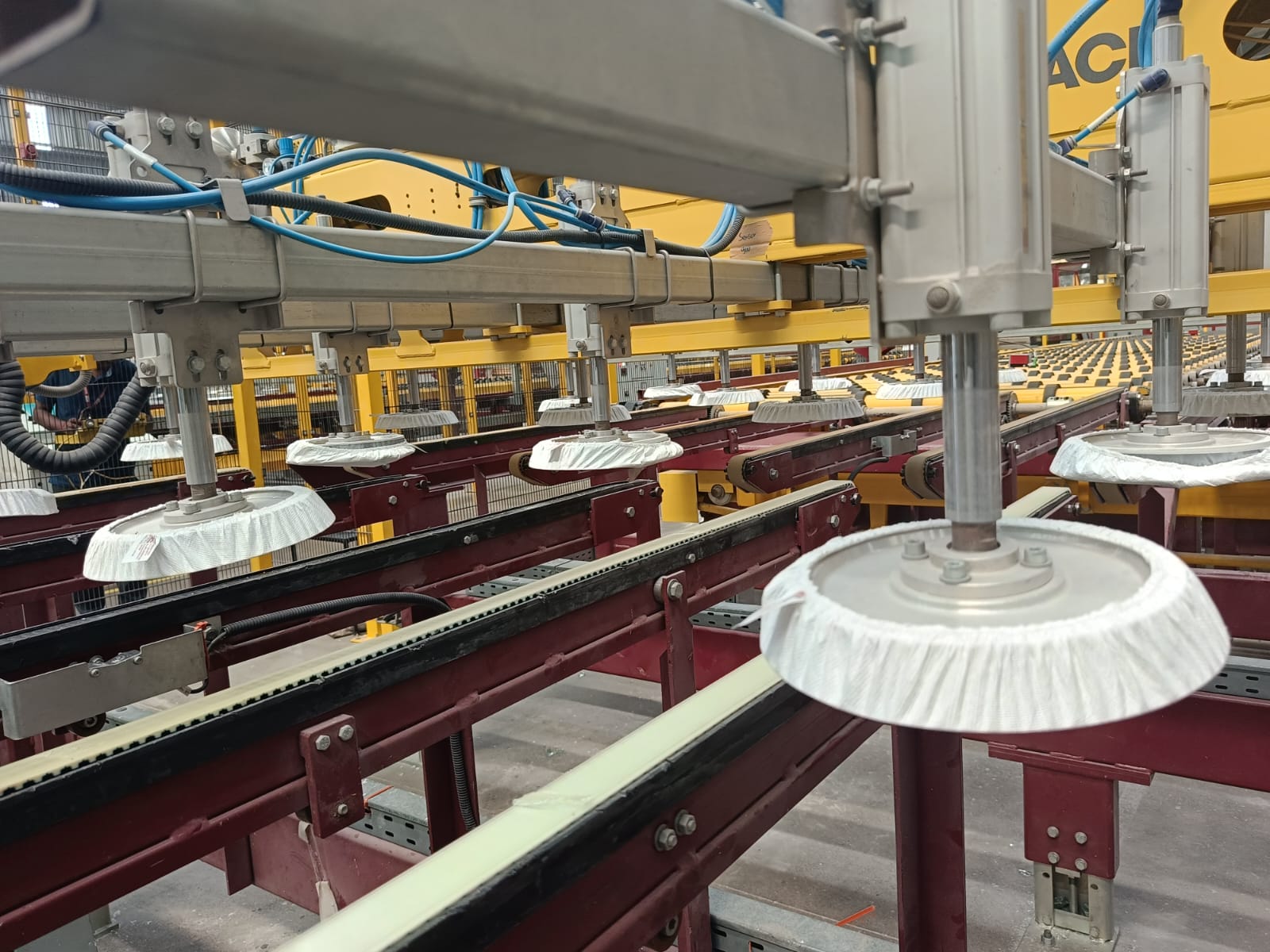 float-glass-line-suction-cups