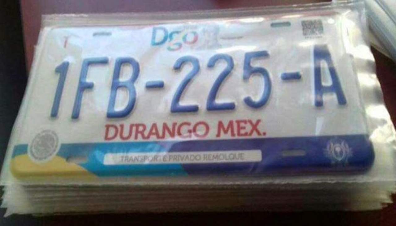 ¿Traes placas vencidas? La infracción cuesta $1,525 y puede que te quiten el carro