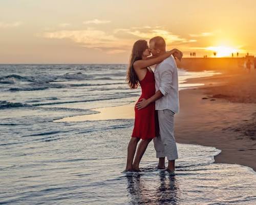Emotional Intimacy vs Physical Intimacy