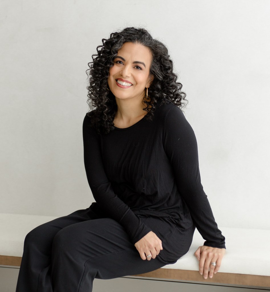 Interview with Lantix YA author, Monica Gomez-Hira, the author of rom-com debut novel Once Upon a Quinceanera #ownvoices