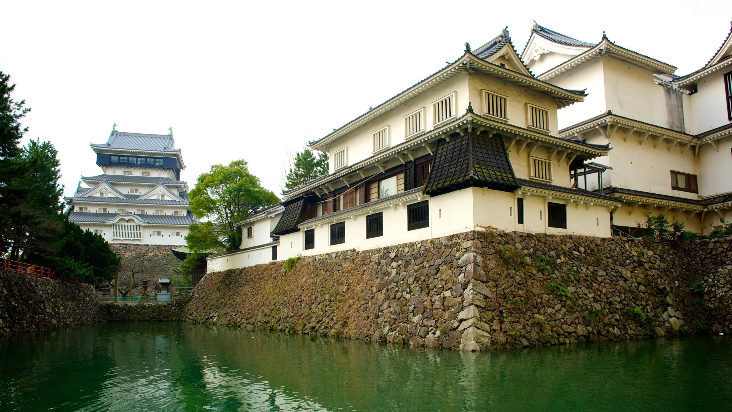 Kitakyushu : History, culture and urban perspectives in the far north of Kyushu