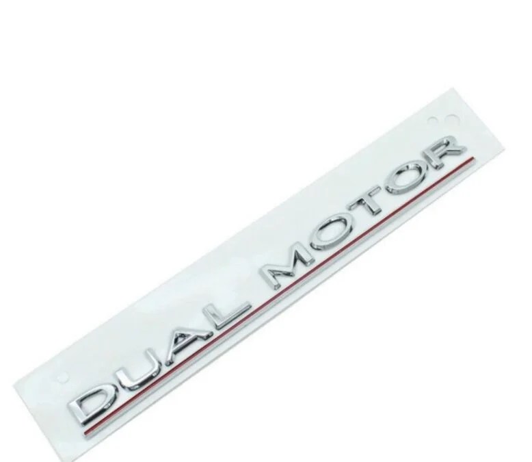 DUAL MOTOR BADGE TESLA SILVER