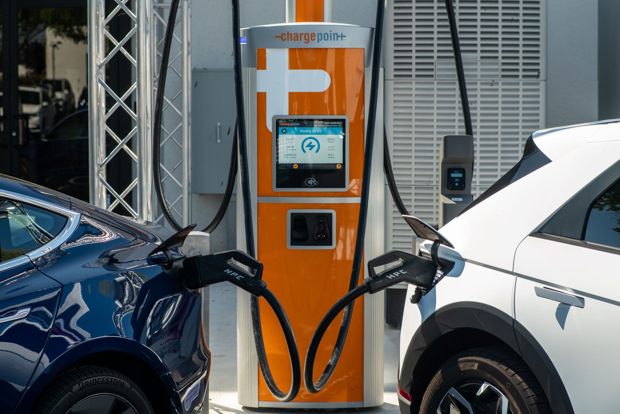 ChargePoint S New Omni Port Is A Universal Charging Solution For The ChargePoint Omni DC 