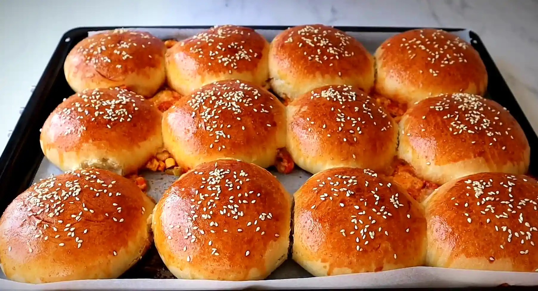 Kapalı Pizza Poğaça Tarifi