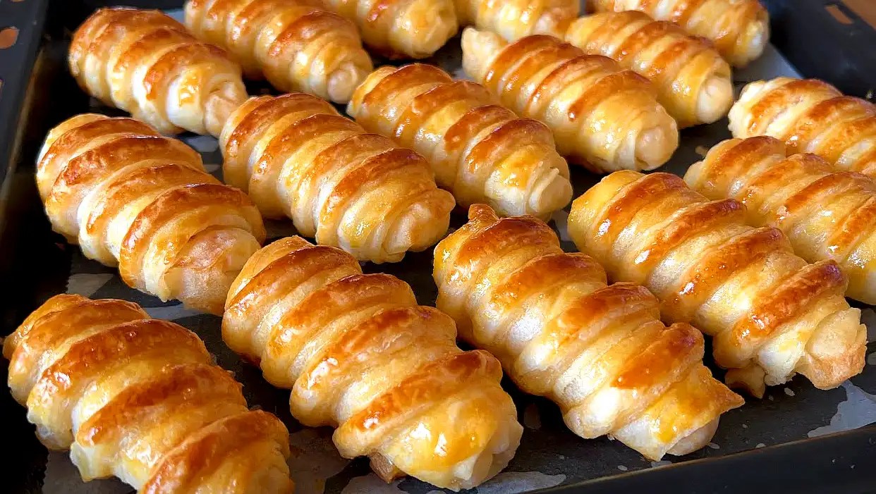 Ev Yapımı Rulo Börek Tarifi