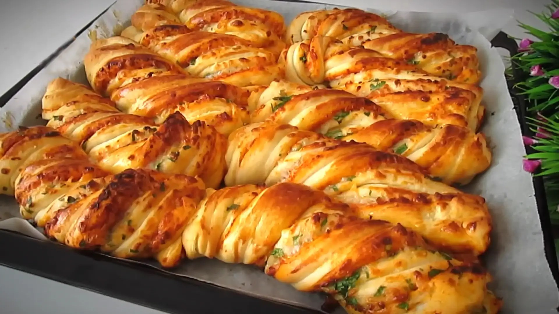 Pratik Pizza Poğaça Tarifi