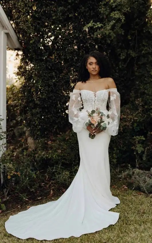 Lace wedding dress