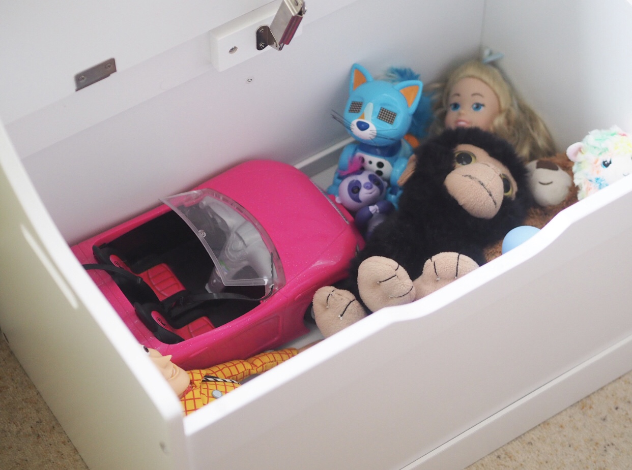 noa and nani toy box