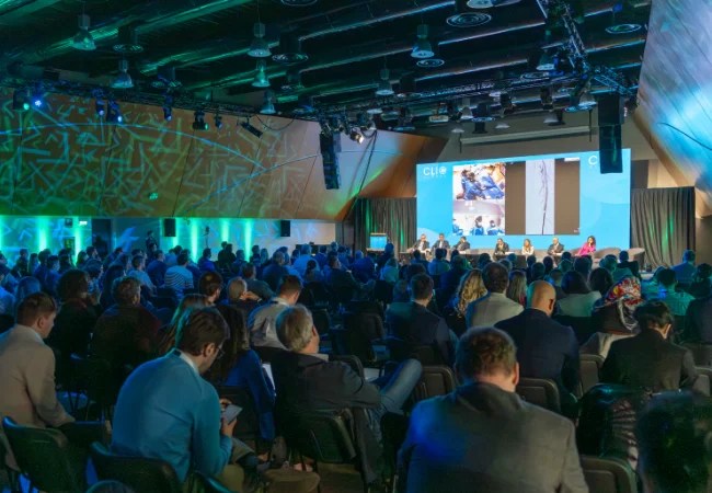 CLI-Courses Plenary Hall