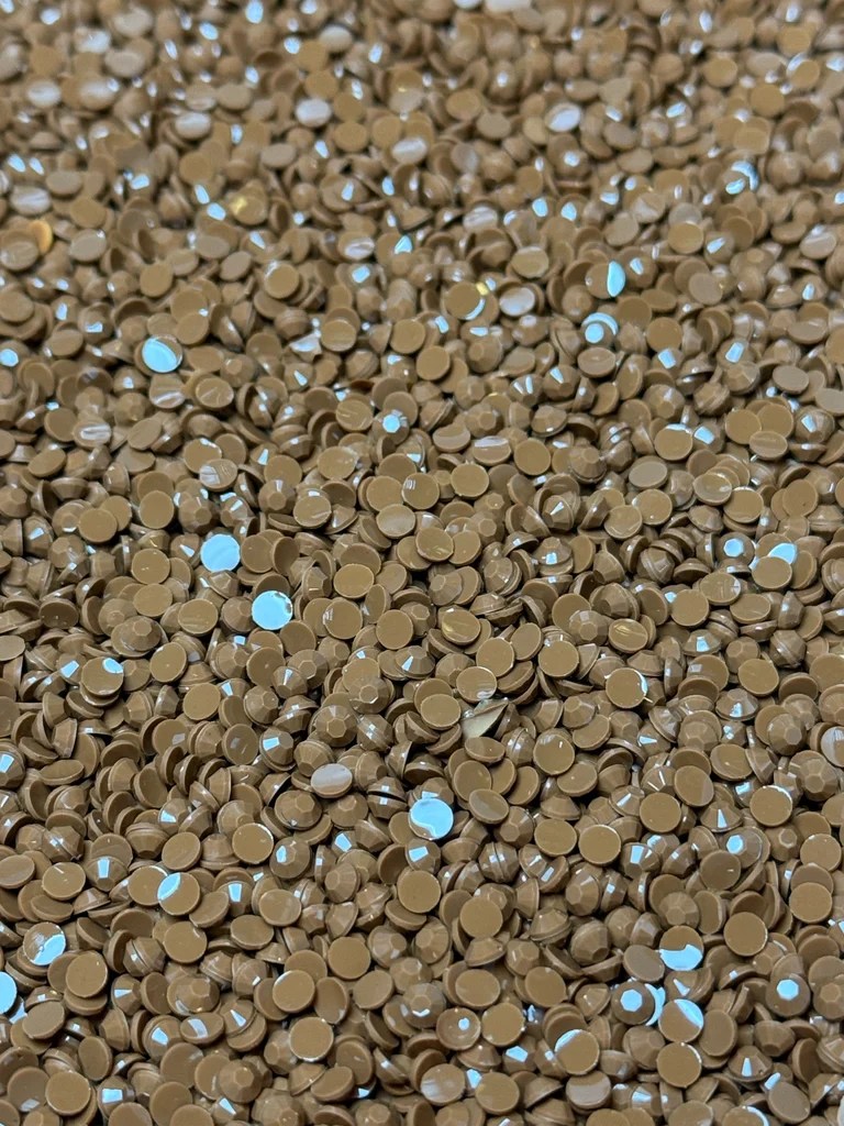 Solid Peridot Evermore Crafts - Best Geometric Illustrations in Mobile