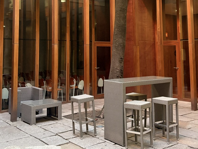 free things to do in Madrid_library