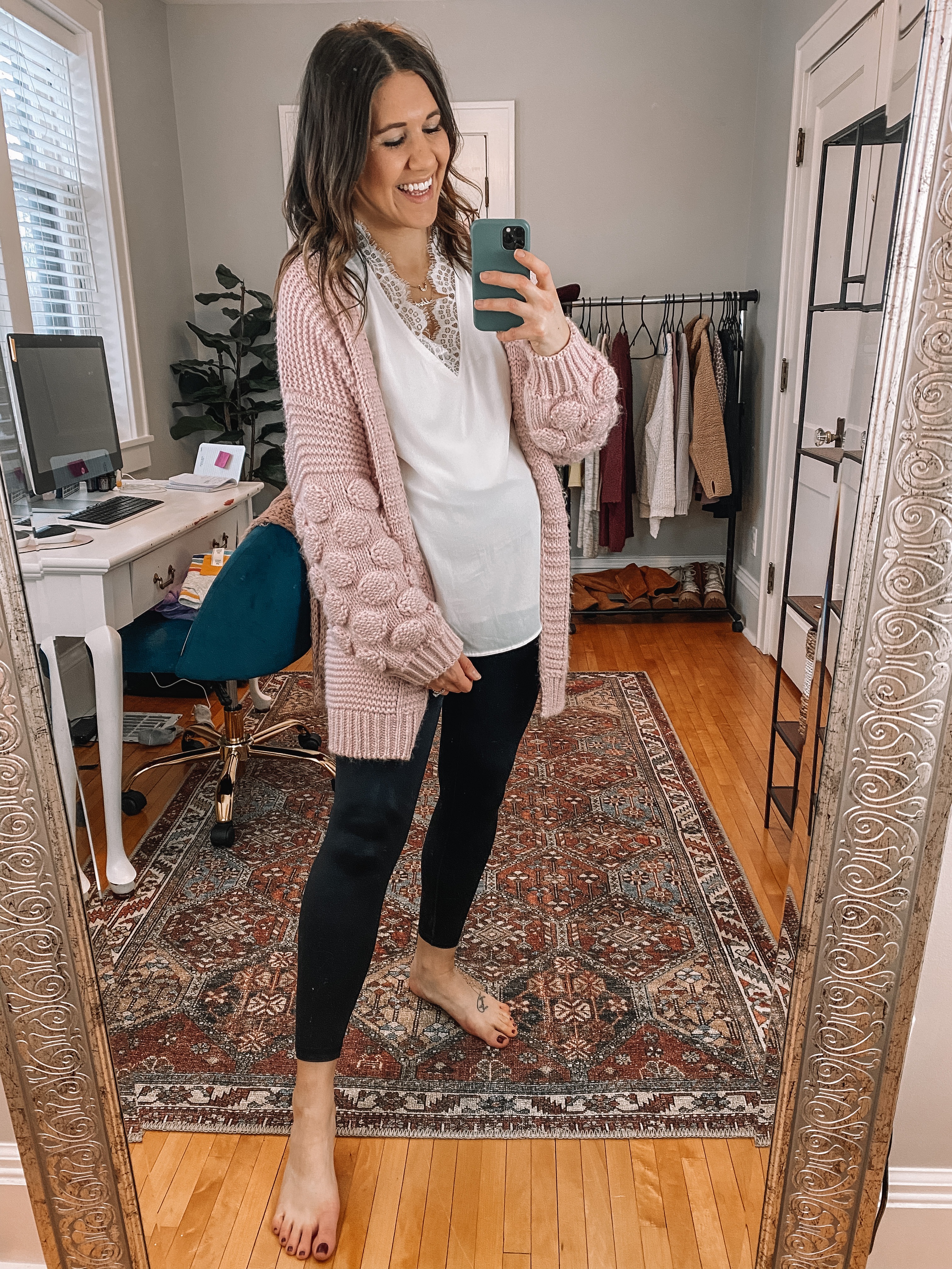 7 Valentine's Day Outfits with Leggings | Everyday Chiffon