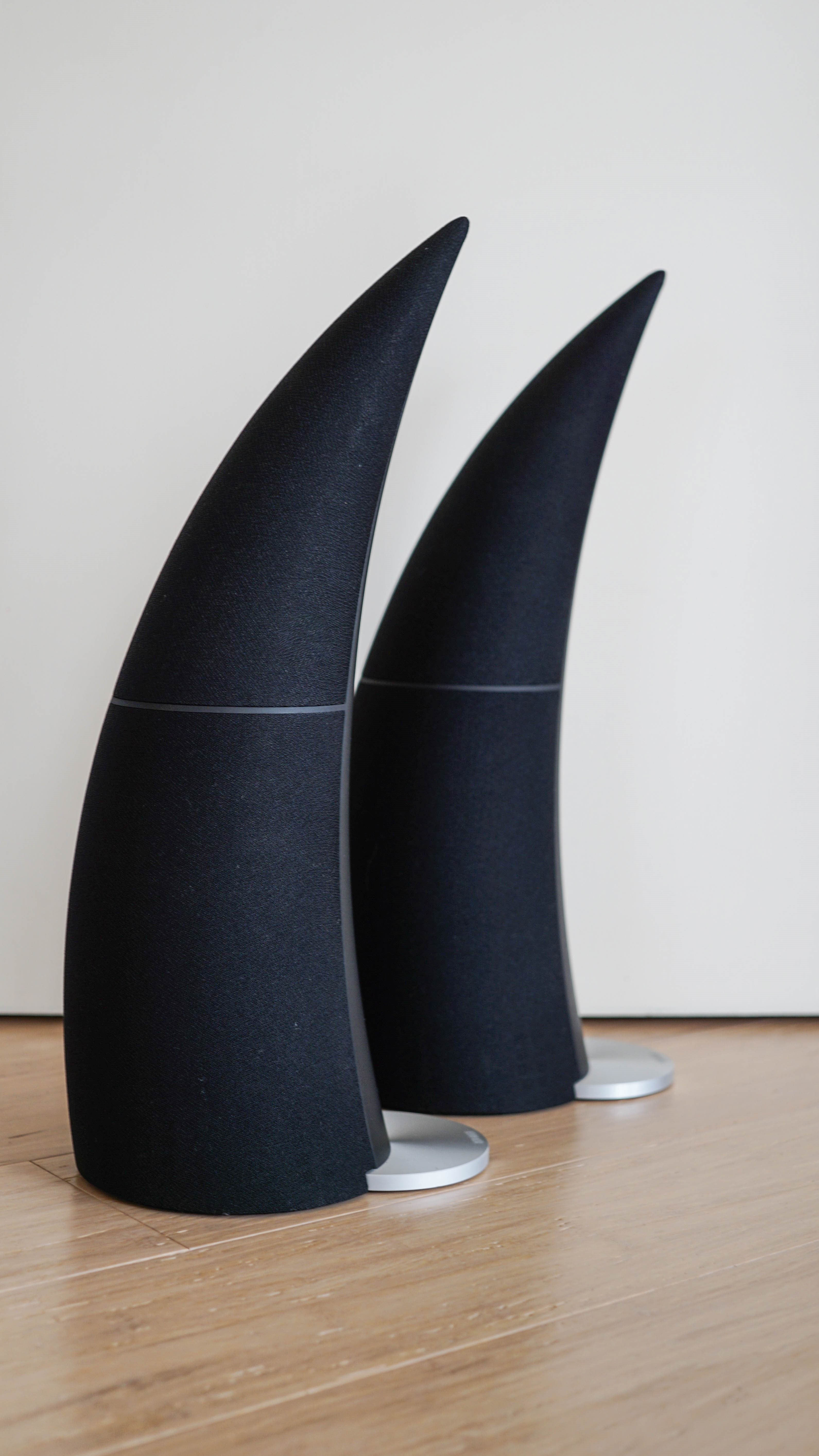Edifier E30 Spinnaker Review – Sinister Looks, Wicked Sound