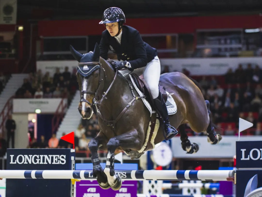 Belgium’s Gudrun Patteet and Sea Coast Pebbles Z won the sizzling second leg of the Longines FEI Jumping World Cup™ 2018/2019 Western European League in Helsinki, Finland today. (FEI/Satu Pirinen)