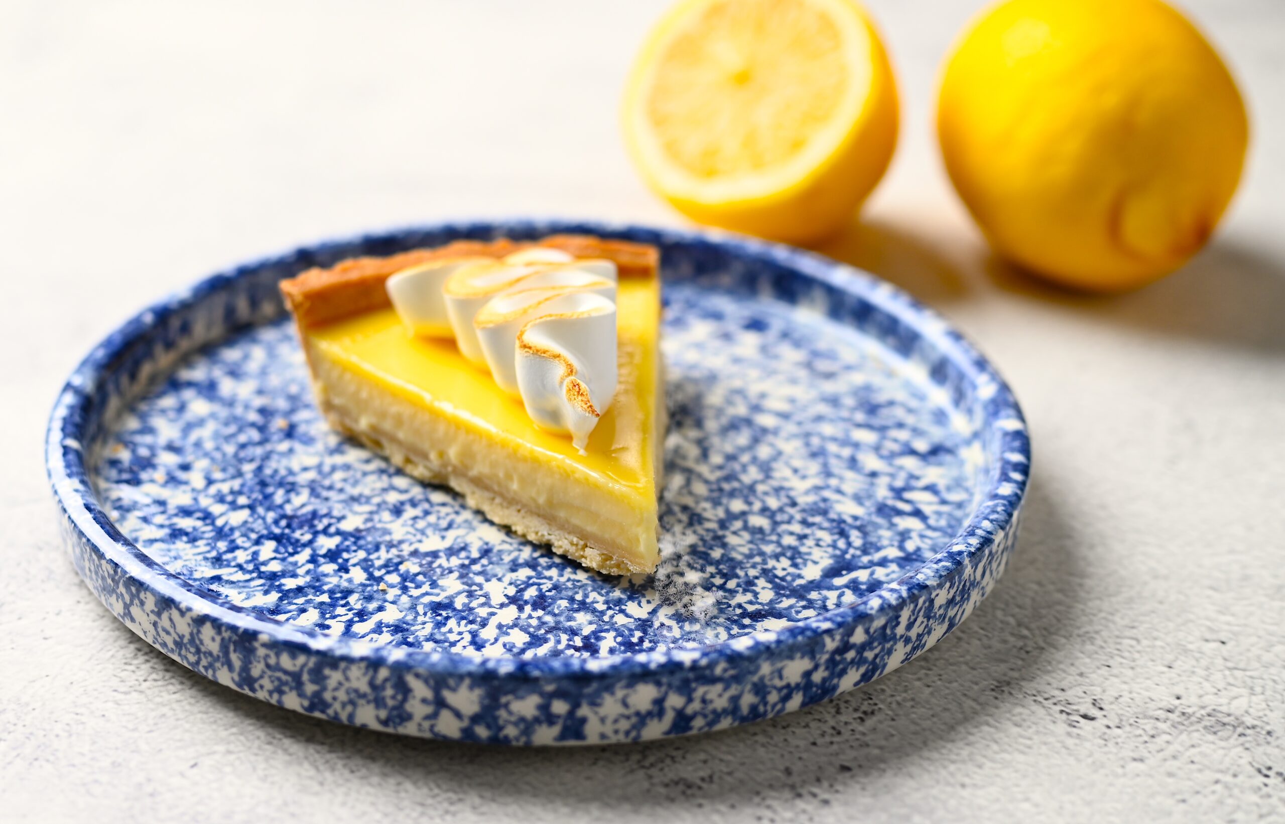 Perfectly Zingy Lemon Meringue Pie