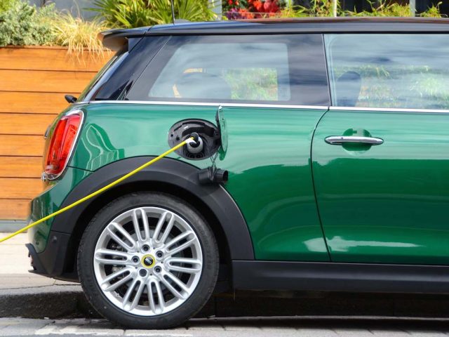 Mandate carmakers on 15% electric vehicle quotas, says charity