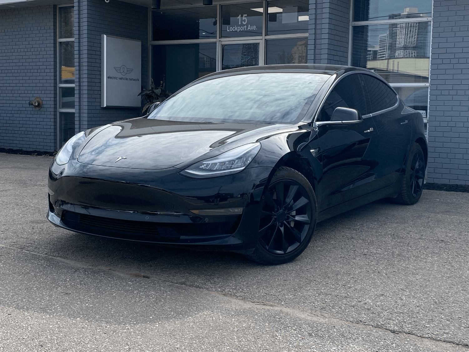 Used teslas for sale in canada