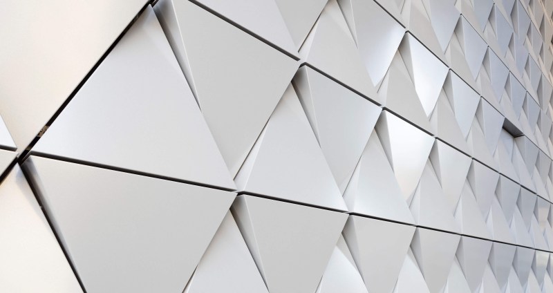 Hands On With Drupal 10 Symfony 6 2 The New Tech Stack - Elegant Dark Picture - Mobile